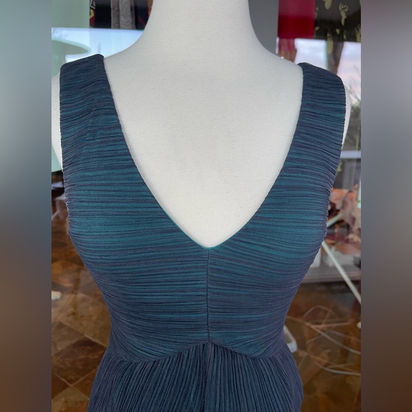 BCBG MAXAZRIA ~ Beautiful Sheer Navy over Green “Sven” Mini Dress ~ Size XS - Picture 3 of 10